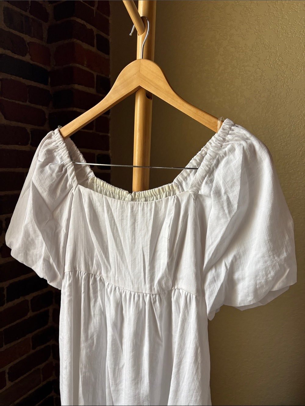 And Now This Classic White Puff-Sleeve Mini Dress with Square Neck Size S - Picture 2 of 4